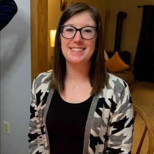 Meet your Posher, Leah